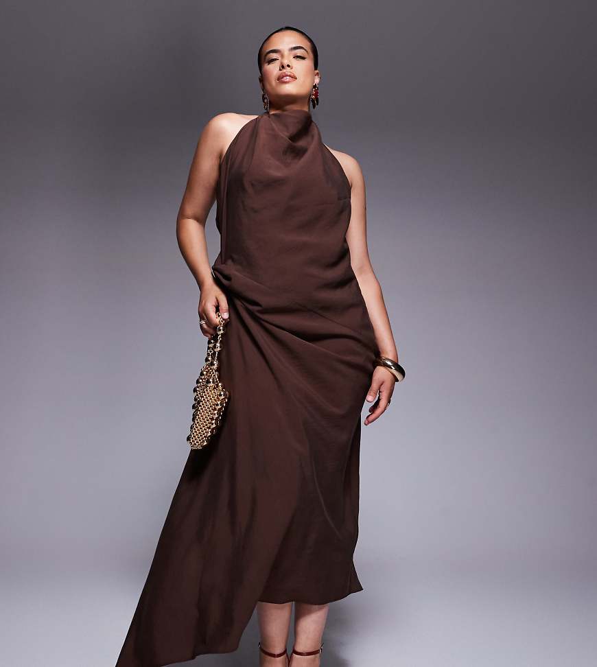 ASOS DESIGN Curve - Neckholder-Maxikleid in Schokobraun mit drapiertem Detail von ASOS Curve