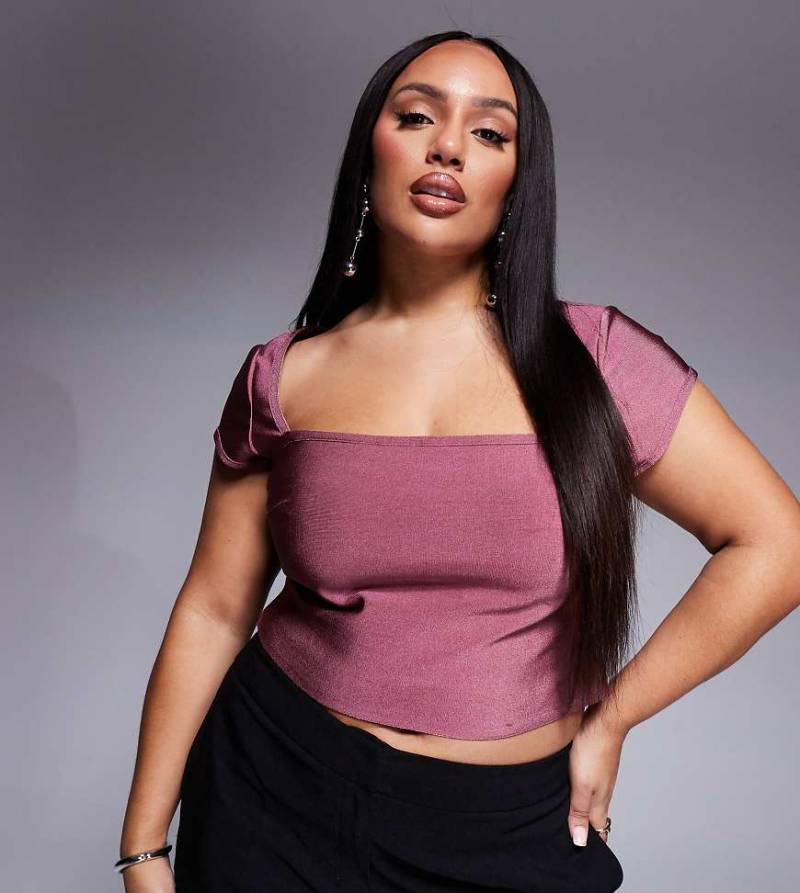ASOS DESIGN Curve - Oberteil in Mauve mit Bandagen-Design, eckigem Ausschnitt und Kappärmeln-Lila von ASOS Curve