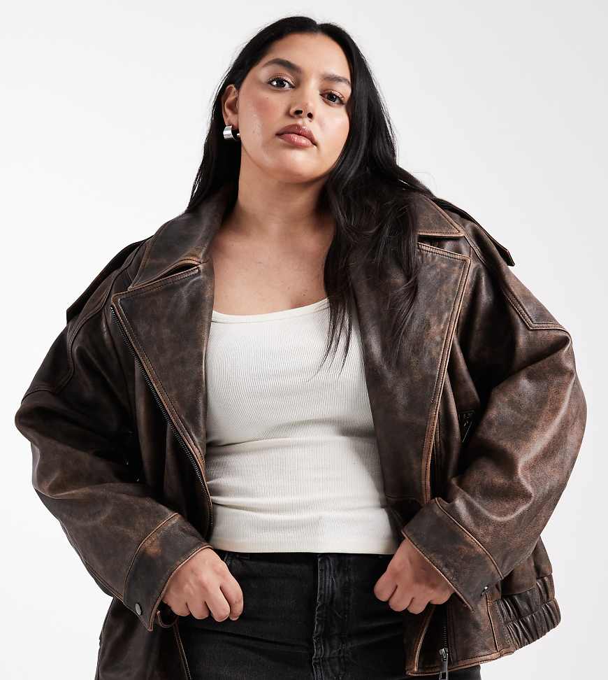 ASOS DESIGN Curve - Oversize-Bikerjacke in verwaschenem Braun mit gestepptem Innenfutter-Brown von ASOS Curve