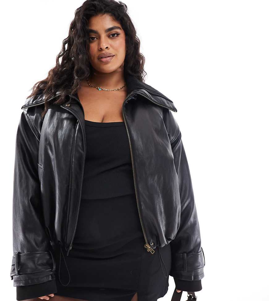 ASOS DESIGN Curve - Oversize-Jacke in schwarzer Lederoptik mit Stehkragen von ASOS Curve