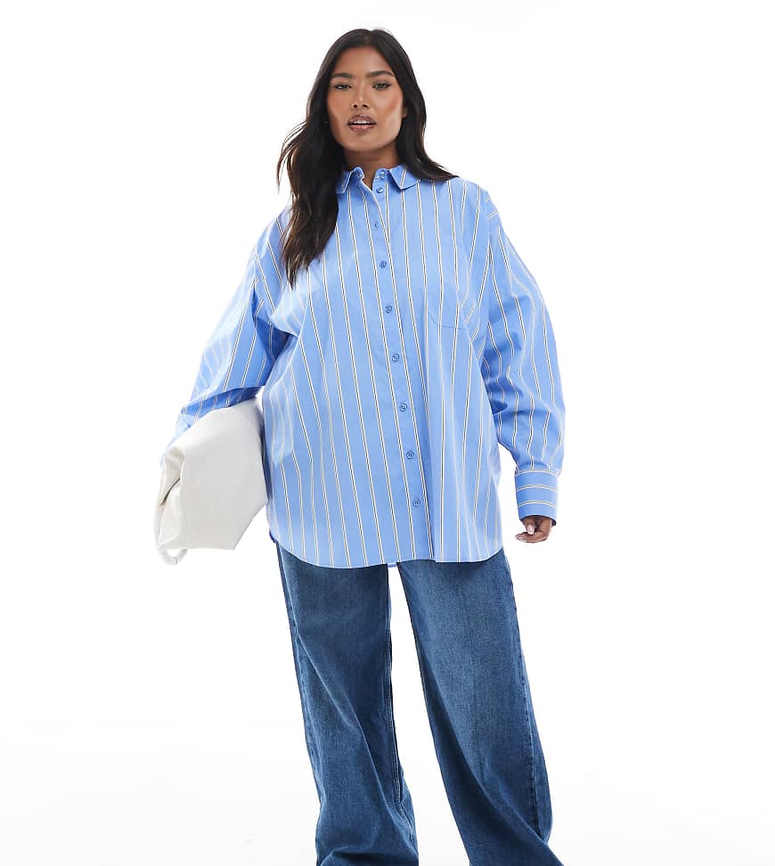 ASOS DESIGN Curve - Oversize-Shirt in Blau und Weiß gestreift von ASOS Curve