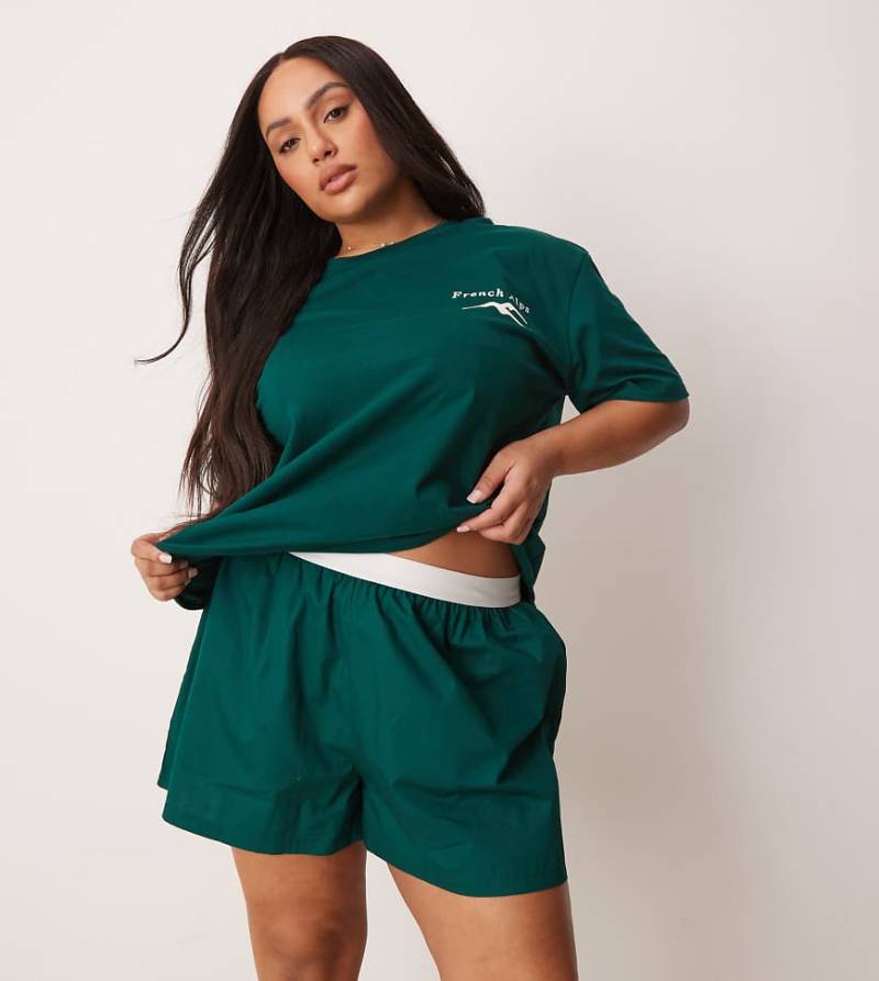 ASOS DESIGN Curve - Oversize-T-Shirt & Boxershorts in Grün von ASOS Curve