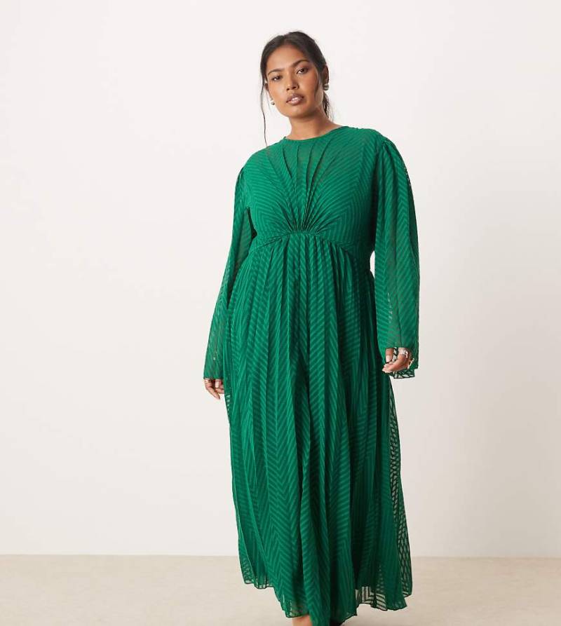 ASOS DESIGN Curve - Plissiertes, hinten gebundenes Chiffon-Midikleid in Grün mit Trompetenärmeln und Winkelstreifenmuster von ASOS Curve