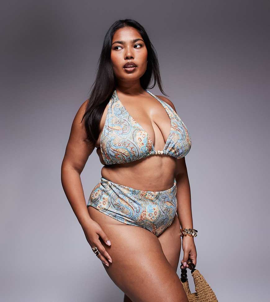 ASOS DESIGN Curve - Sarah - Bikinihose mit hohem Bund und Schal-Print-Bunt ASOS DESIGN Curve - Sarah - Bikinihose mit hohem Bund und Schal-Print-Bunt von ASOS Curve
