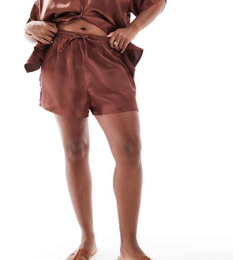 ASOS DESIGN Curve - Satin-Shorts in Braun, Kombiteil von ASOS Curve