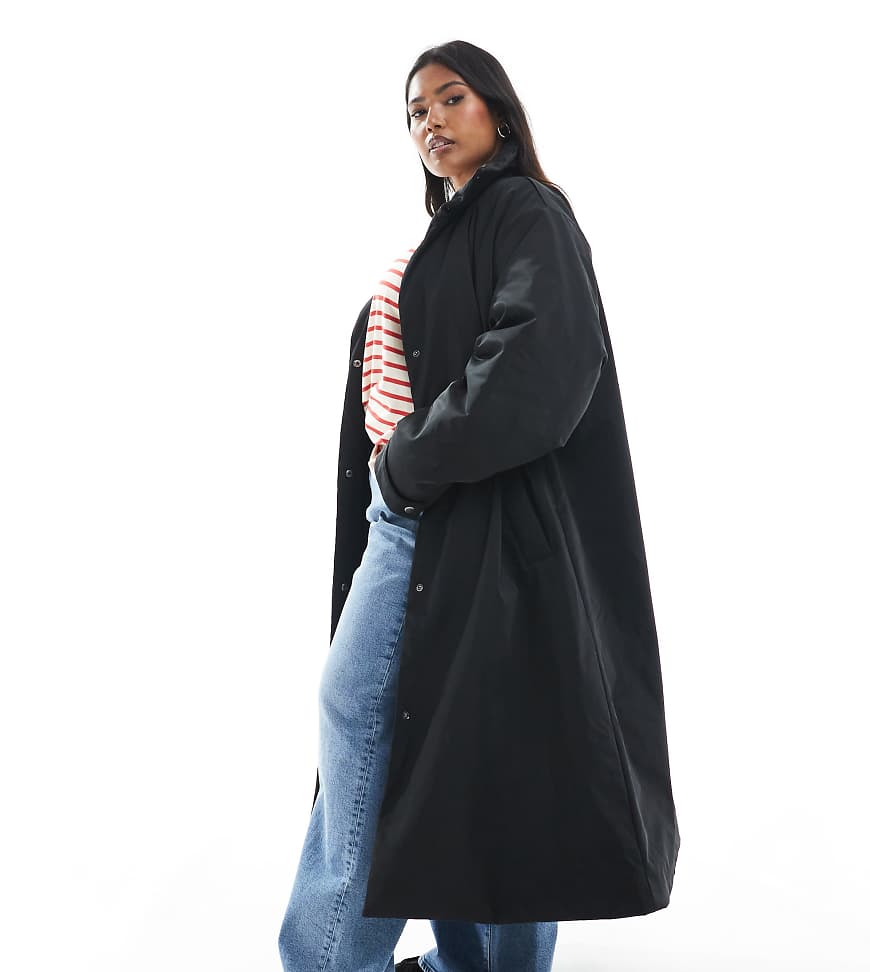 ASOS DESIGN Curve - Schlichte, wattierte Longline-Jacke in Schwarz ASOS DESIGN Curve - Schlichte, wattierte Longline-Jacke in Schwarz von ASOS Curve