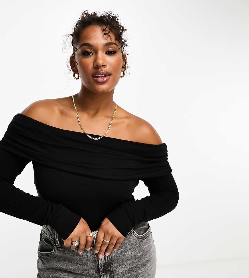 ASOS DESIGN Curve - Schlichter Body aus Baumwoll-Modal in Schwarz mit umgeschlagenem Carmen-Ausschnitt ASOS DESIGN Curve - Schlichter Body aus Baumwoll-Modal in Schwarz mit umgeschlagenem Carmen-Ausschnitt von ASOS Curve
