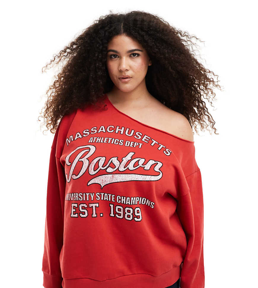 ASOS DESIGN Curve - Schulterfreies Sweatshirt in Rot mit „Boston"-Grafik von ASOS Curve