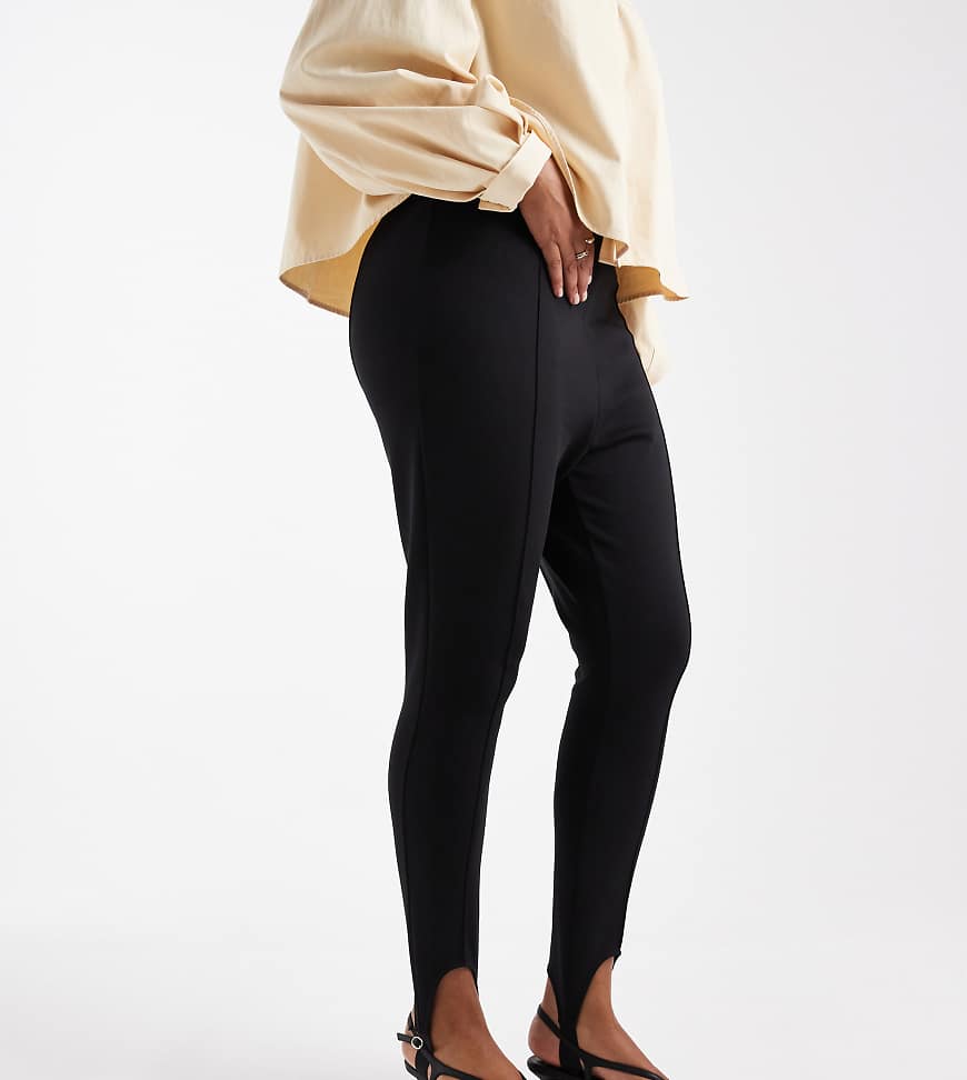 ASOS DESIGN Curve - Steg-Leggings in Schwarz aus Ponte ASOS DESIGN Curve - Steg-Leggings in Schwarz aus Ponte von ASOS Curve
