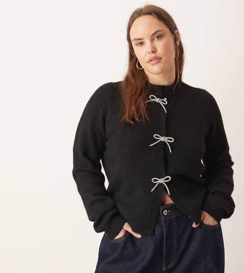 ASOS DESIGN Curve - Strickjacke in Schwarz mit Strass-Schleifen vorn von ASOS Curve