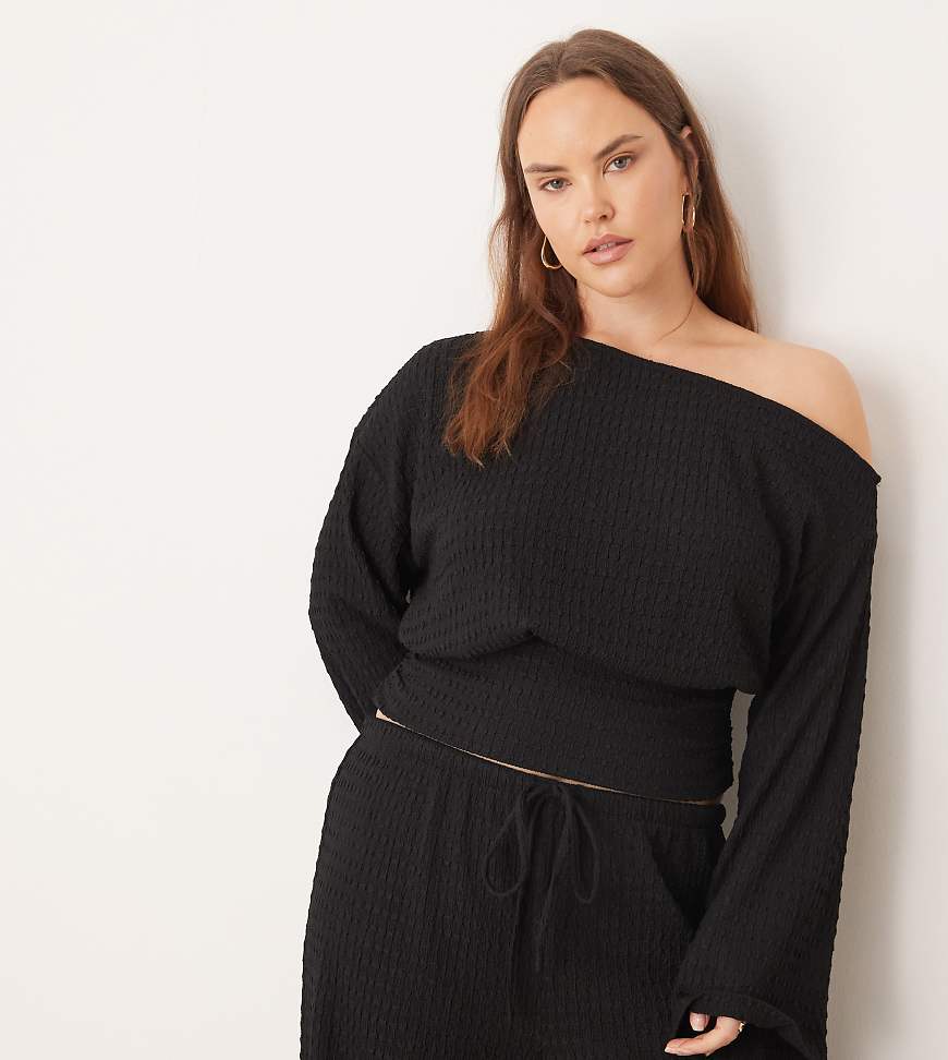 ASOS DESIGN Curve - Strukturiertes, langärmliges One-Shoulder-Oberteil in Schwarz mit geraffter Taille, Kombiteil von ASOS Curve