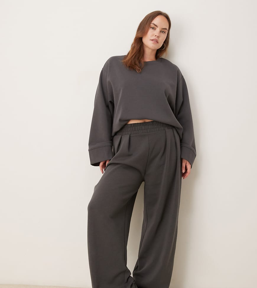 ASOS DESIGN Curve - Superweite Hose aus Interlock-Stoff in Anthrazit-Grau von ASOS Curve