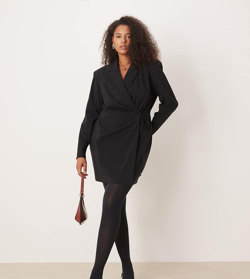 ASOS DESIGN Curve - Taillierter Blazer-Minikleid in Schwarz von ASOS Curve