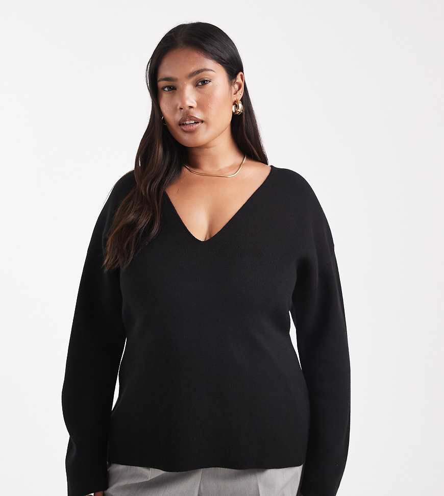 ASOS DESIGN Curve - Tailliertes Oberteil in Schwarz mit tiefem V-Ausschnitt von ASOS Curve