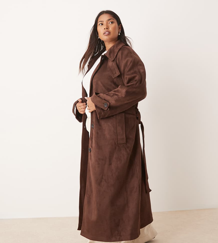 ASOS DESIGN Curve - Trenchcoat aus Wildlederimitat in Schokobraun mit Stehkragen von ASOS Curve