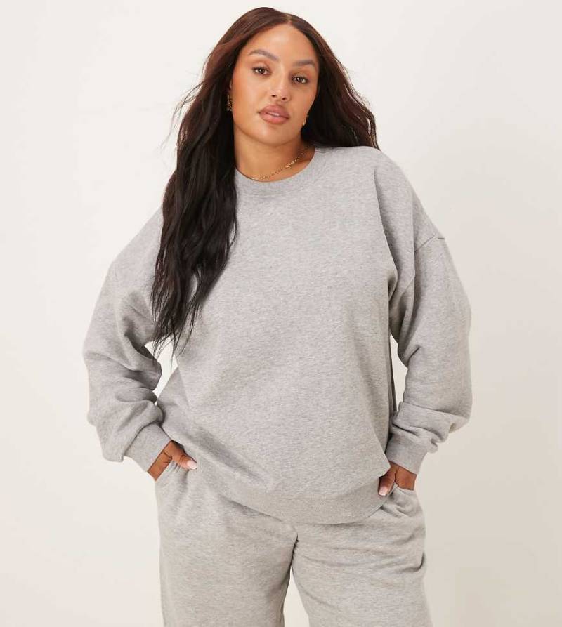 ASOS DESIGN Curve - Ultimate - Oversize-Sweatshirt in Grau meliert mit weicher Innenseite von ASOS Curve