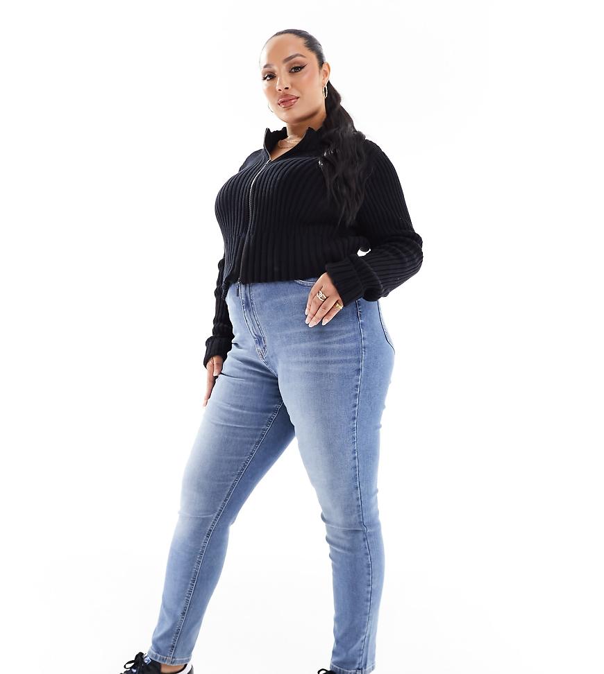 ASOS DESIGN Curve - Ultimate - Skinny-Jeans in Mittelblau von ASOS Curve