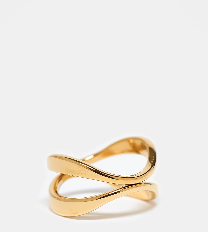 ASOS DESIGN Curve - Wasserdichter Edelstahl-Ring in Goldoptik mit überkreuztem Design-Goldfarben von ASOS Curve