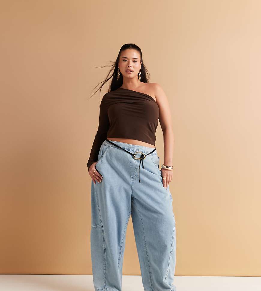 ASOS DESIGN Curve - Weiche Harems-Jeans in Mittelblau ASOS DESIGN Curve - Weiche Harems-Jeans in Mittelblau von ASOS Curve