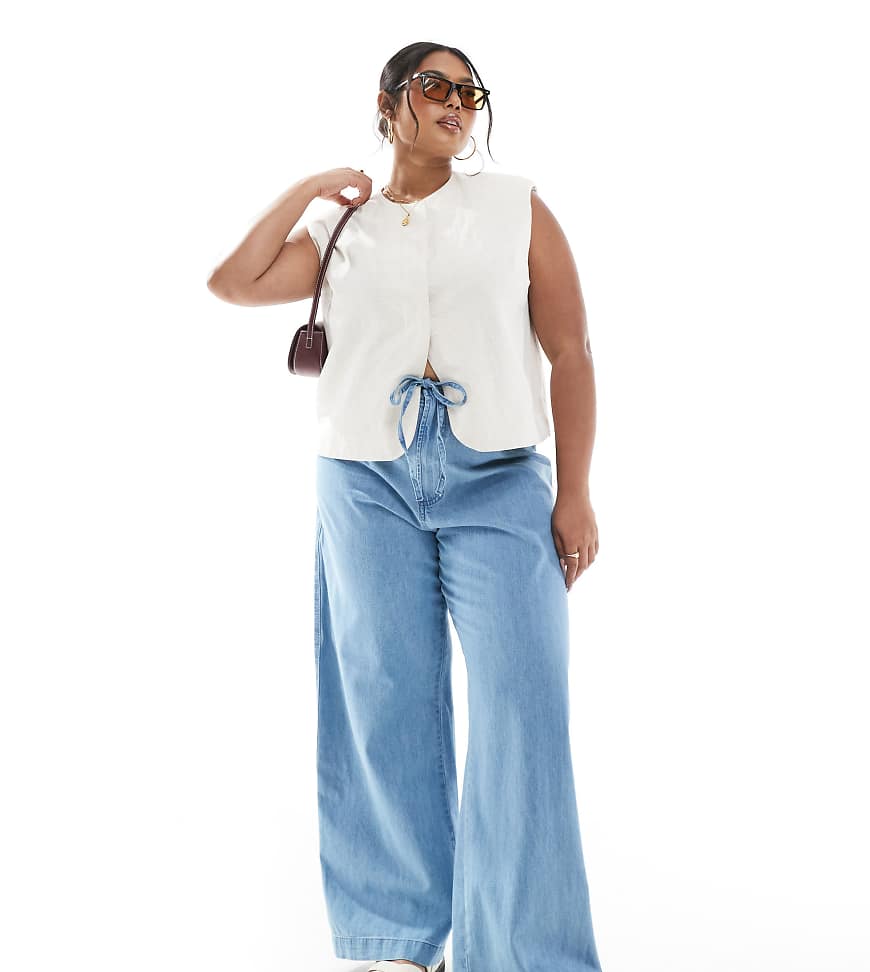 ASOS DESIGN Curve - Weiche Jeans in Mittelblau mit weitem Bein und Tunnelzug ASOS DESIGN Curve - Weiche Jeans in Mittelblau mit weitem Bein und Tunnelzug von ASOS Curve