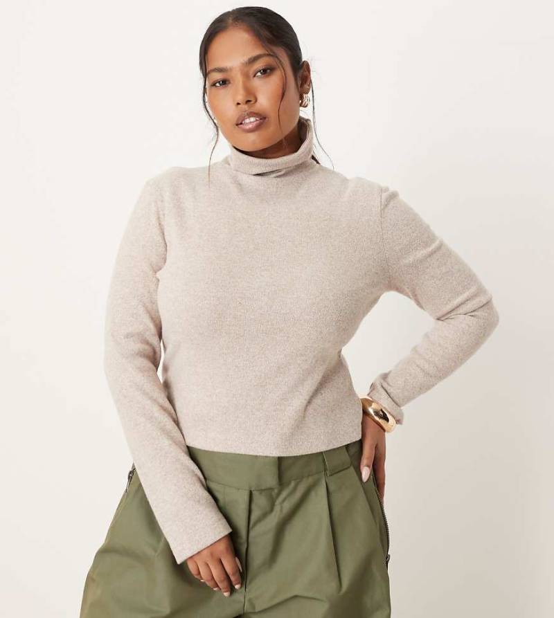 ASOS DESIGN Curve - Weicher Rollkragenpullover aus Baumwolle in meliertem Hellbeige mit Ziernaht-Neutral von ASOS Curve