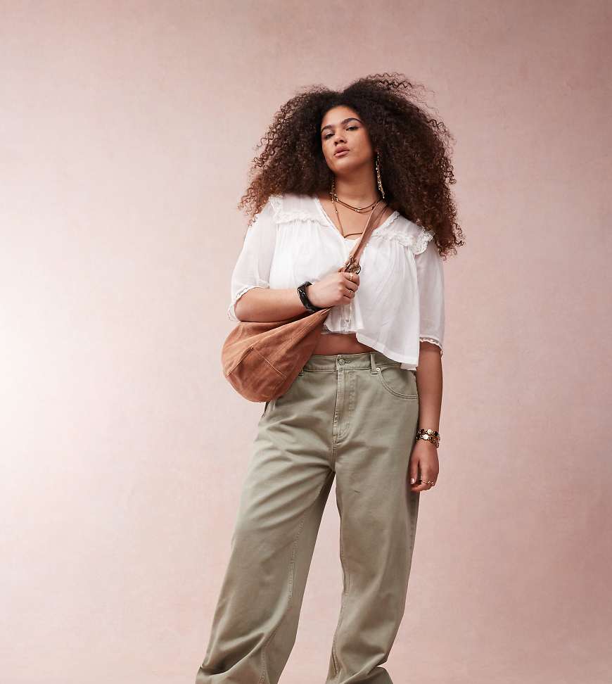 ASOS DESIGN Curve - Weite Dad-Jeans in Khaki-Grün ASOS DESIGN Curve - Weite Dad-Jeans in Khaki-Grün von ASOS Curve