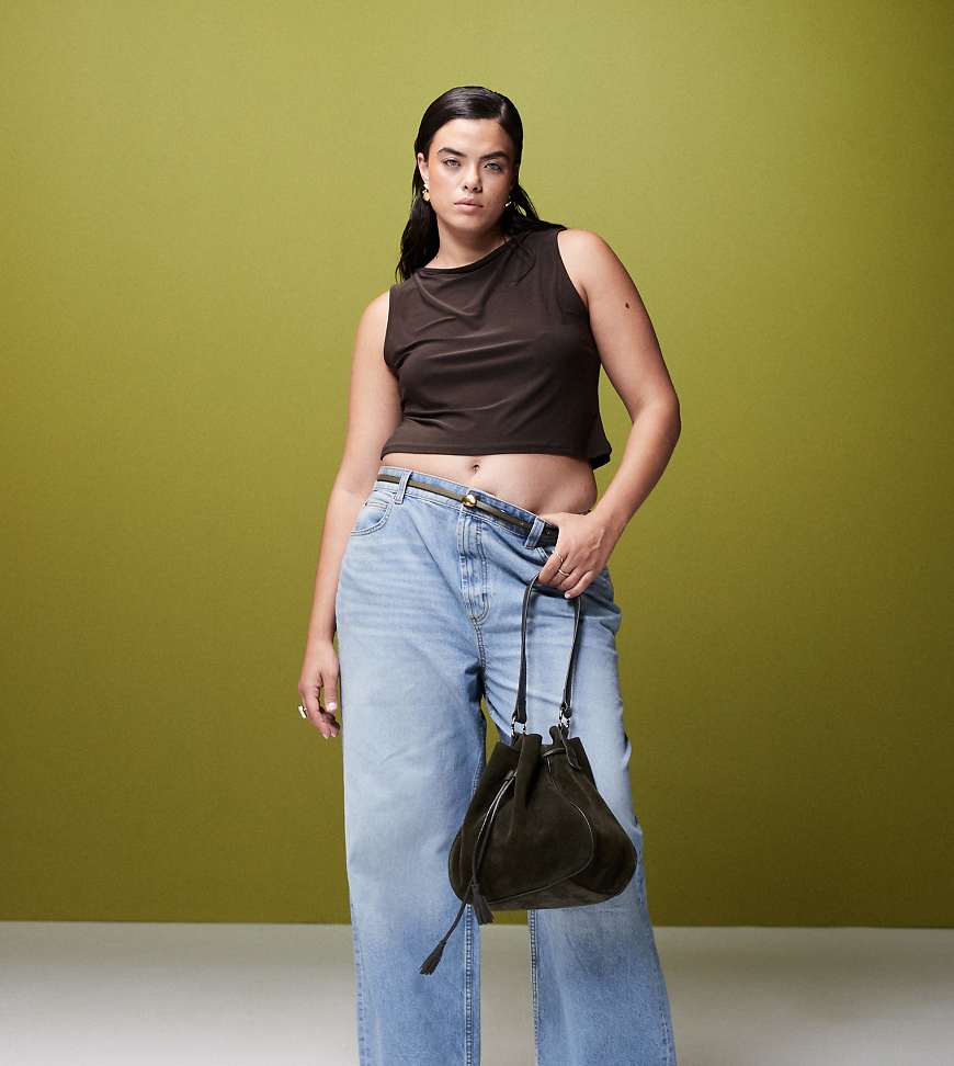 ASOS DESIGN Curve - Weite Dad-Jeans in Mittelblau von ASOS Curve