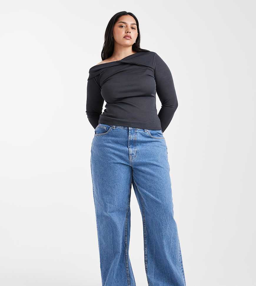 ASOS DESIGN Curve - Weite Dad-Jeans in reinem Blau von ASOS Curve