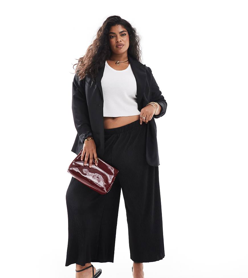 ASOS Design Curve - Culottes-Hose in Schwarz mit weitem Schnitt und Falten ASOS Design Curve - Culottes-Hose in Schwarz mit weitem Schnitt und Falten von ASOS Curve