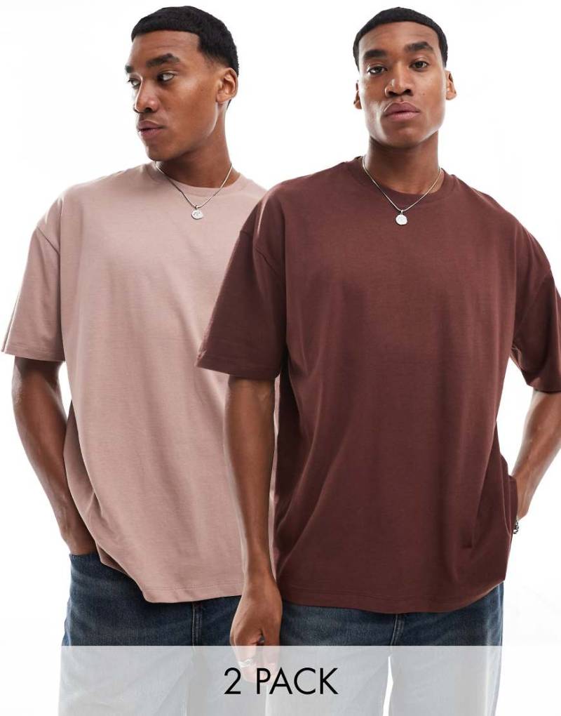 ASOS DESIGN - 2er-Pack Basic-T-Shirts in Braun und Rosa mit Oversize-Schnitt-Bunt von ASOS DESIGN
