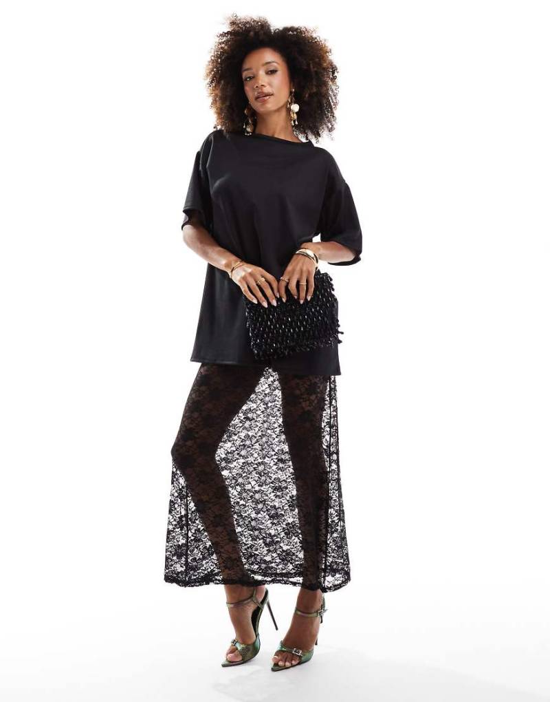 ASOS DESIGN - 2-in-1-T-Shirt und Midi-Trägerkleid aus Spitze in Schwarz von ASOS DESIGN