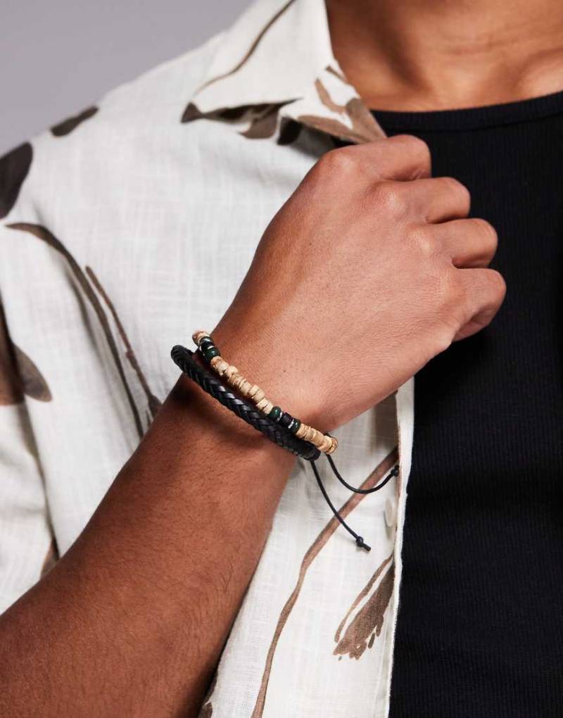 ASOS DESIGN - 2er-Pack Festival-Armbänder mit mehrfarbigem Leder-, Holzperlendesign-Bunt von ASOS DESIGN