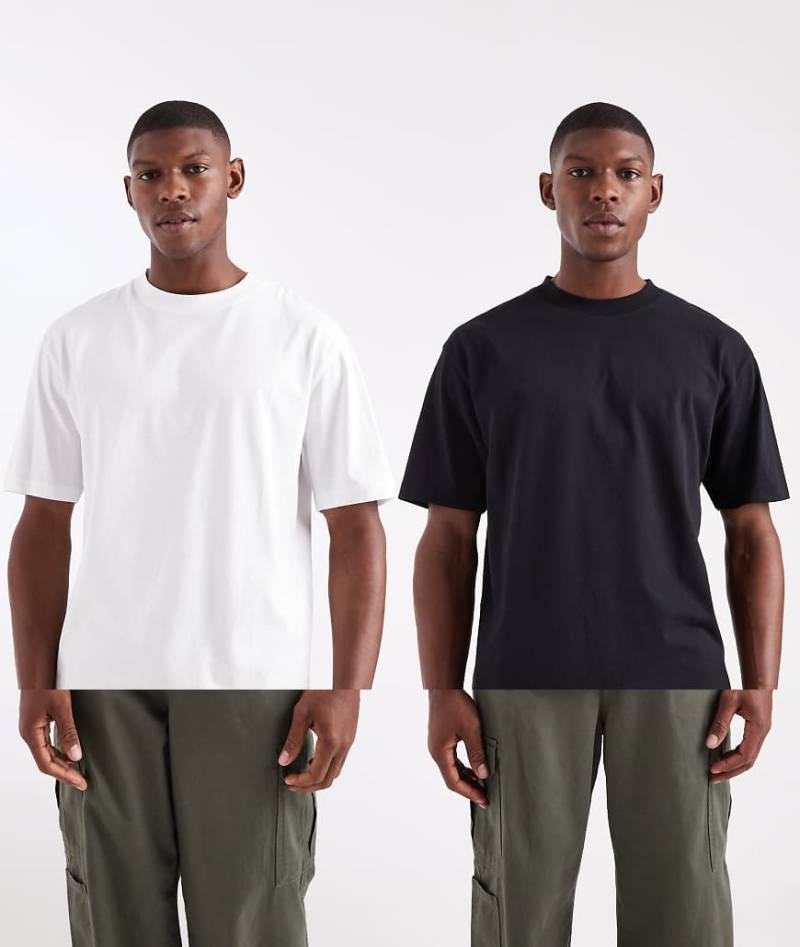 ASOS DESIGN - 2er-Pack Basic-T-Shirts im Relaxed Fit in Schwarz und Weiß mit Rundhalsausschnitt-Bunt ASOS DESIGN - 2er-Pack Basic-T-Shirts im Relaxed Fit in Schwarz und Weiß mit Rundhalsausschnitt-Bunt von ASOS DESIGN