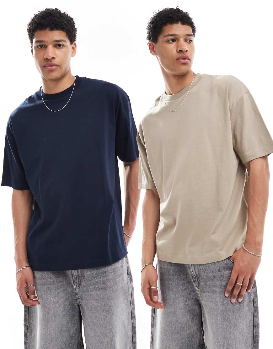 ASOS DESIGN - 2er-Pack Basic-T-Shirts in Marineblau und Steinbeige mit Oversize-Schnitt-Bunt ASOS DESIGN - 2er-Pack Basic-T-Shirts in Marineblau und Steinbeige mit Oversize-Schnitt-Bunt von ASOS DESIGN