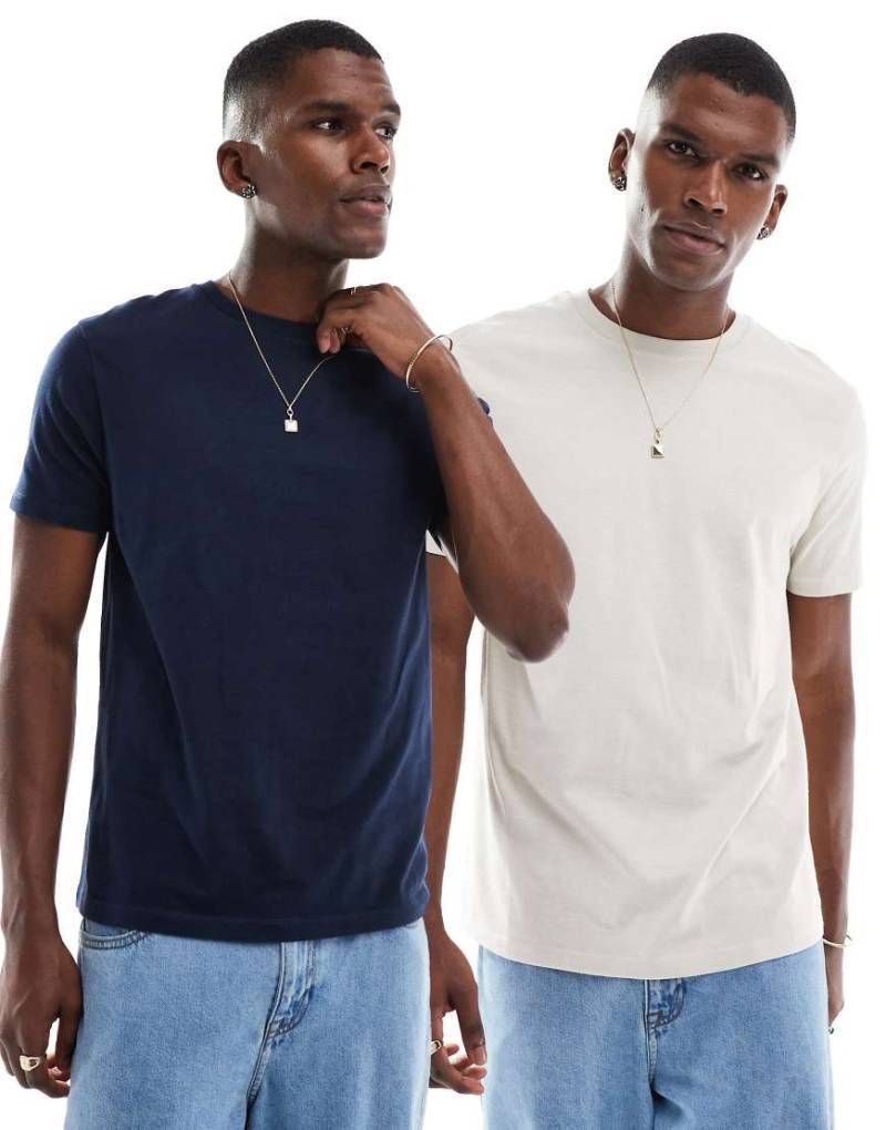 ASOS DESIGN - 2er-Pack Basic-T-Shirts in Marineblau und Steinbeige mit Rundhalsausschnitt-Bunt von ASOS DESIGN