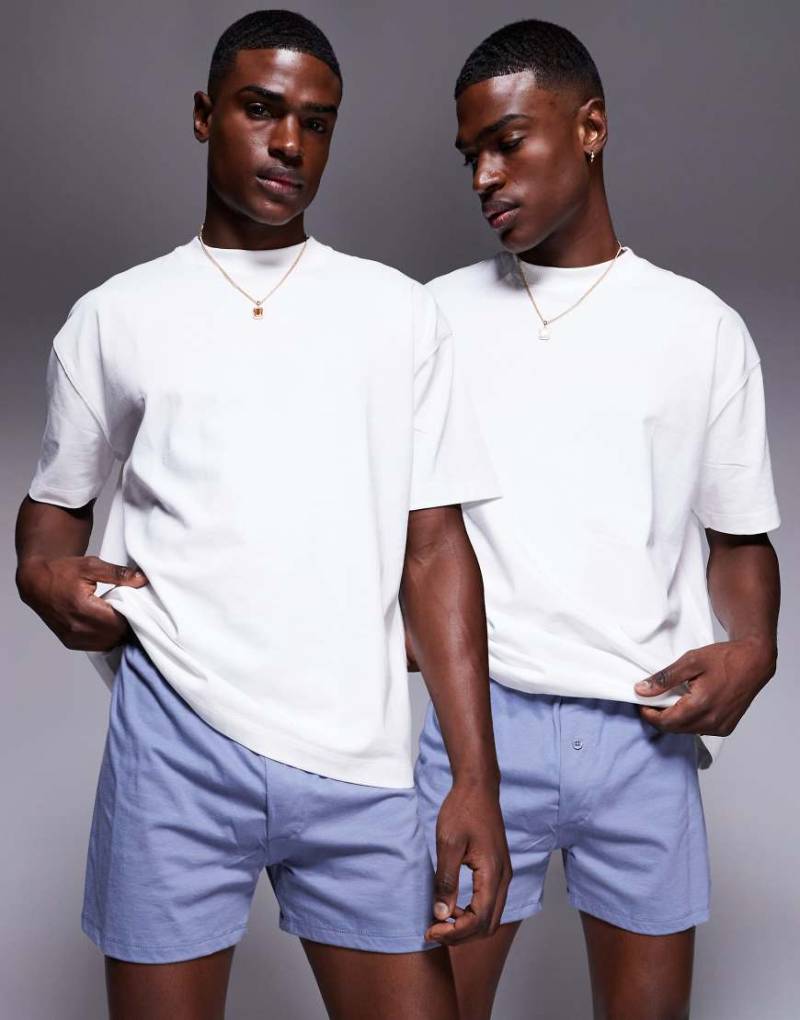 ASOS DESIGN - 2er-Pack Jersey-Boxershorts in Anthrazit mit gewebtem Aufnäher-Grau von ASOS DESIGN