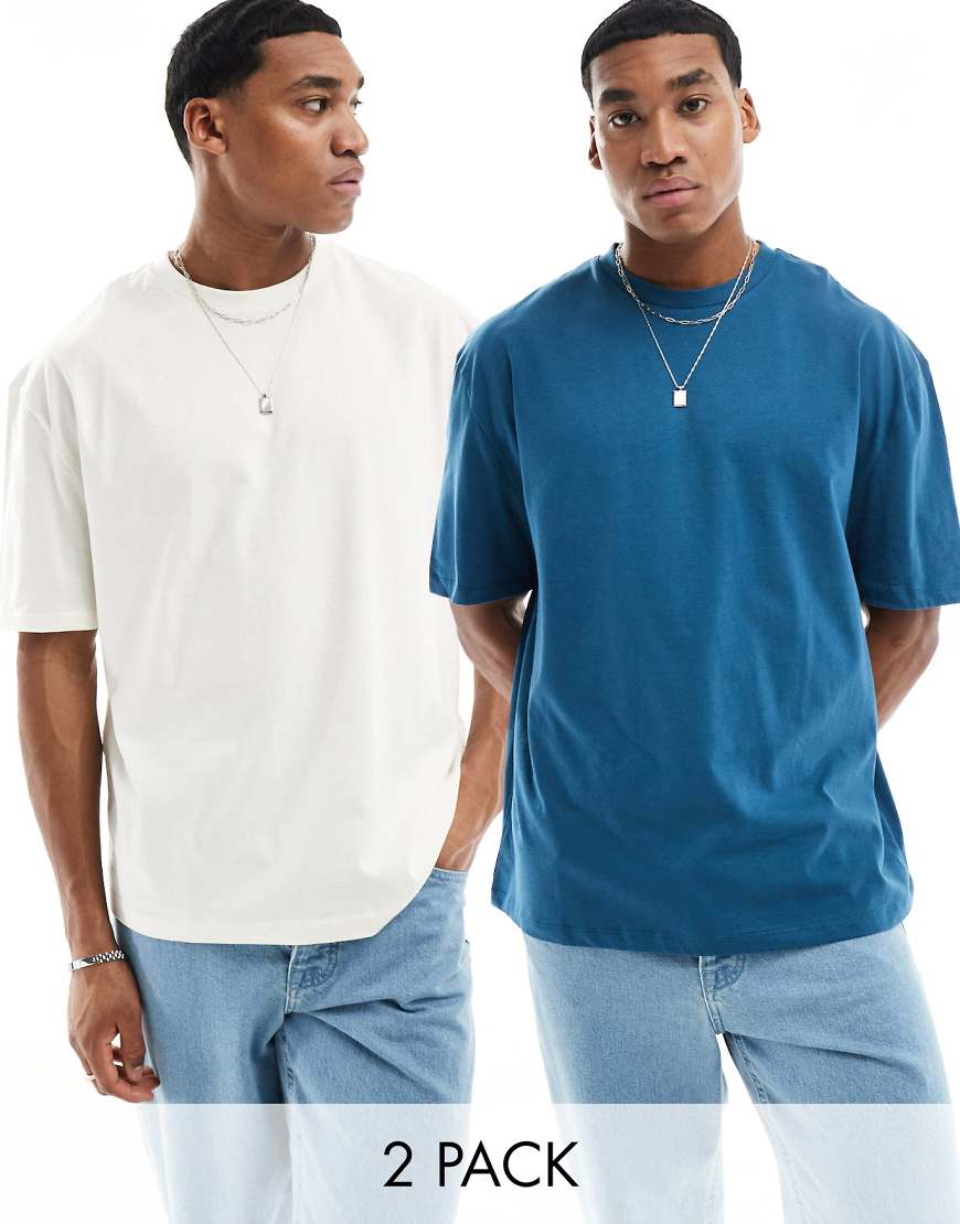 ASOS DESIGN - 2er-Pack Oversize-T-Shirts in Blau und Ecru-Bunt von ASOS DESIGN