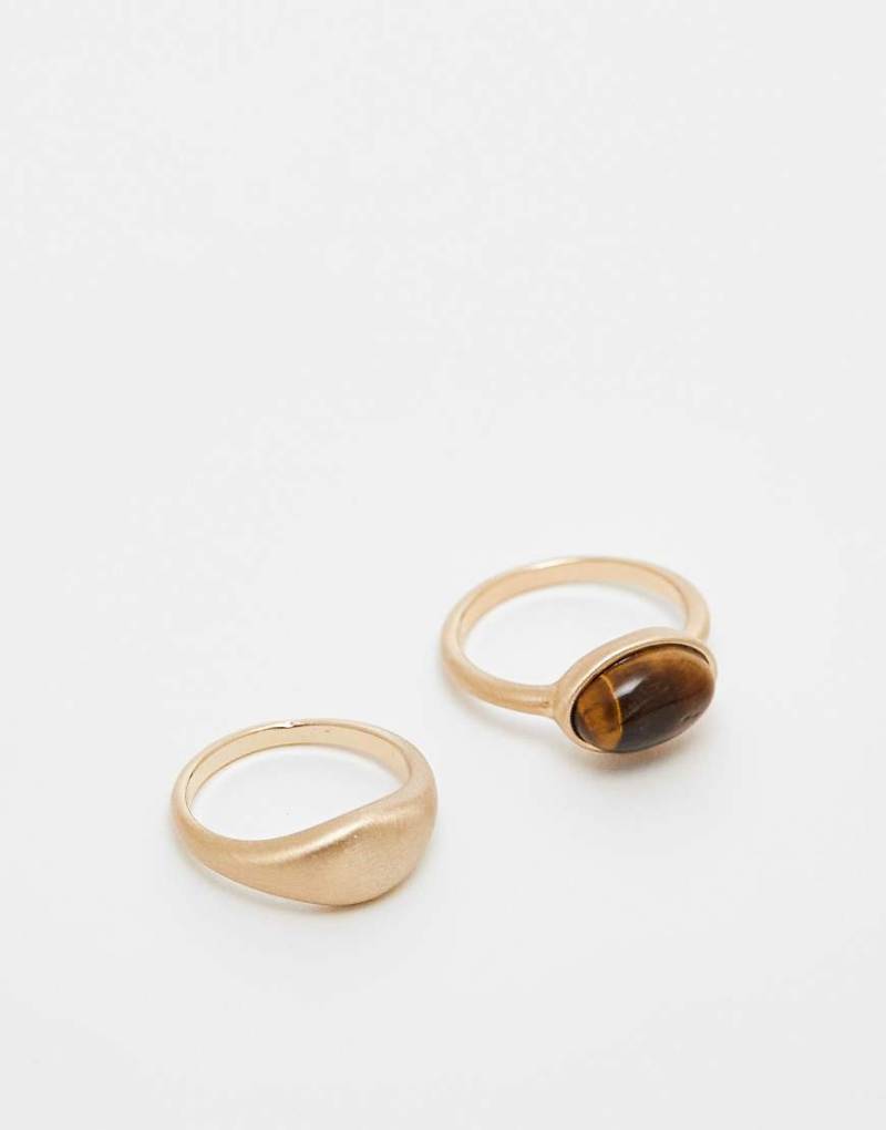 ASOS DESIGN - 2er-Pack Ringe im gebürsteten Goldton mit echtem Tigeraugenstein-Goldfarben von ASOS DESIGN