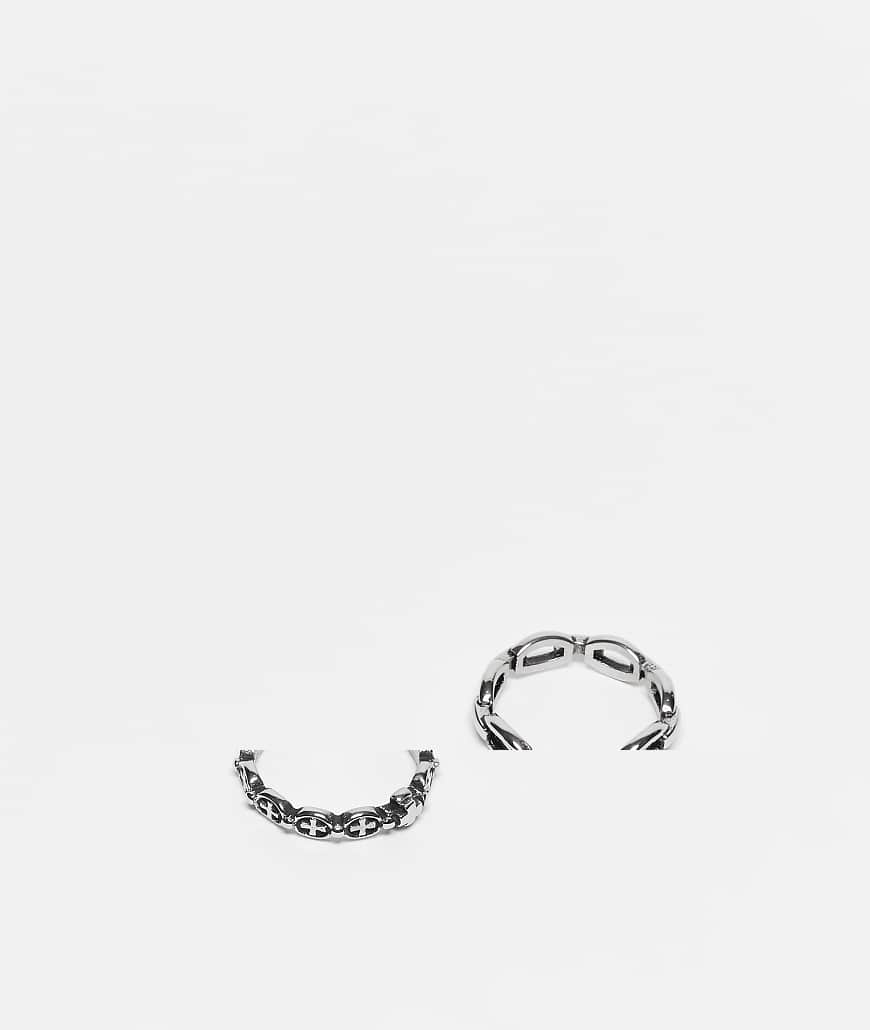 ASOS DESIGN - 2er-Pack Ringe in brünierter Silber-Optik aus wasserfestem Edelstahl mit Ketten- und Kreuz-Design ASOS DESIGN - 2er-Pack Ringe in brünierter Silber-Optik aus wasserfestem Edelstahl mit Ketten- und Kreuz-Design von ASOS DESIGN
