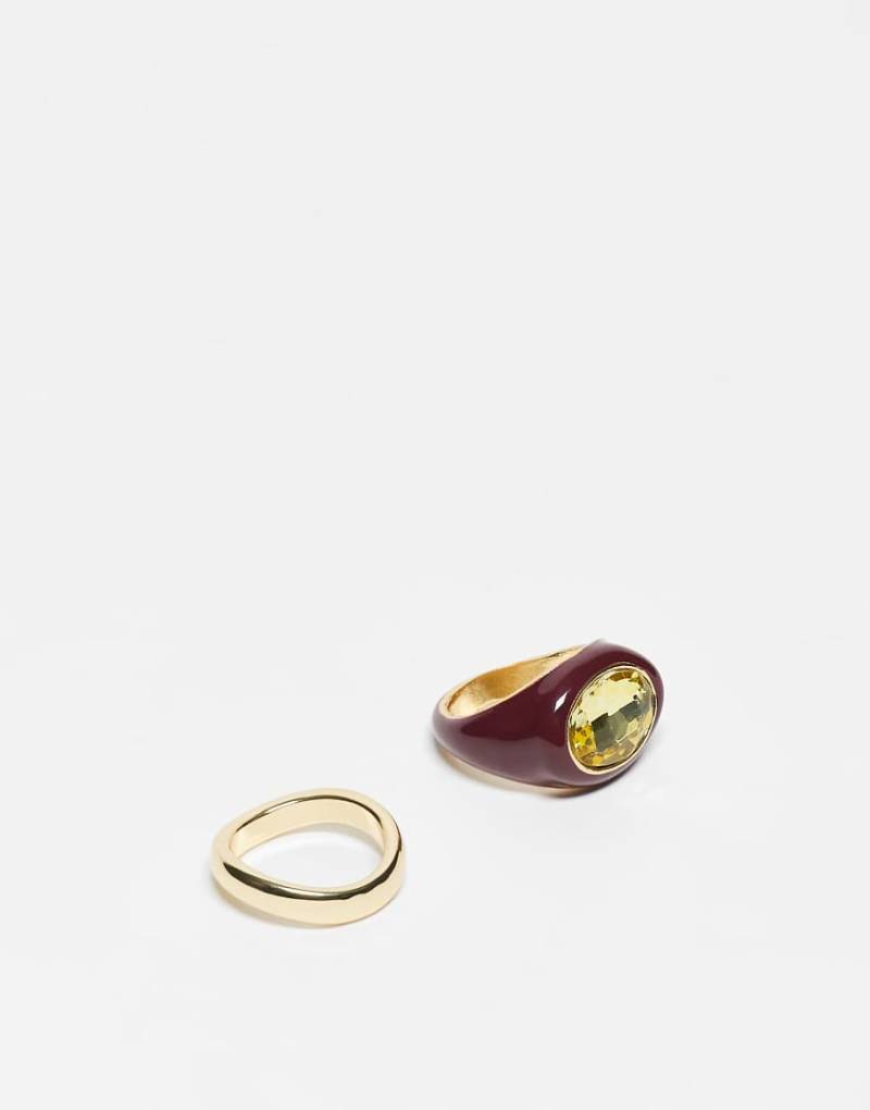 ASOS DESIGN - 2er-Pack Ringe mit Acryl-Überzug und farbigen Schmuckkristallen in Burgunderrot von ASOS DESIGN