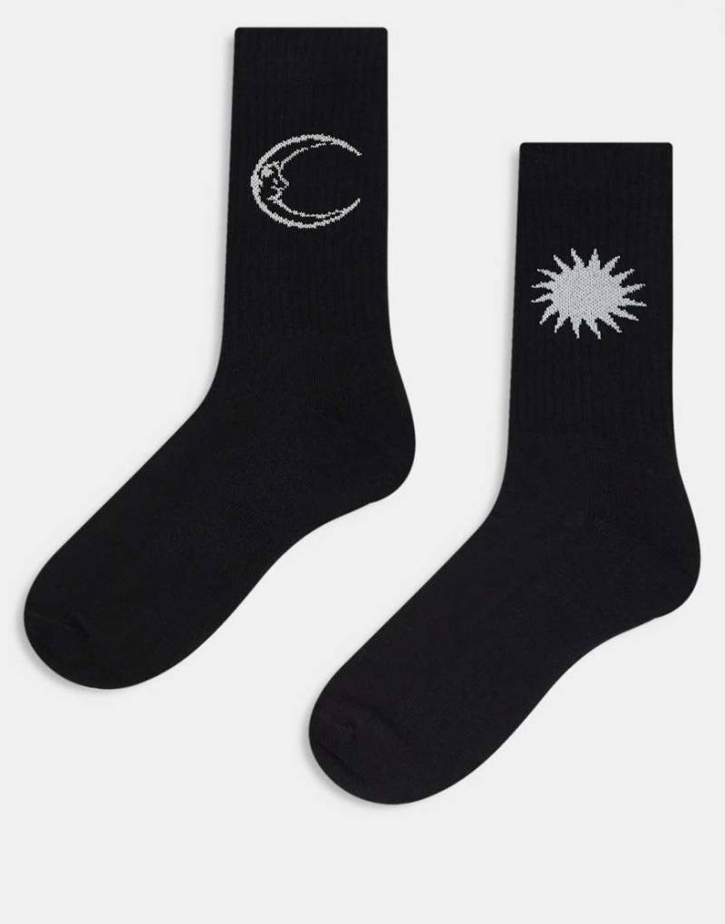 ASOS DESIGN - 2er-Pack Socken in Schwarz mit Sonnen- und Mondstickerei von ASOS DESIGN