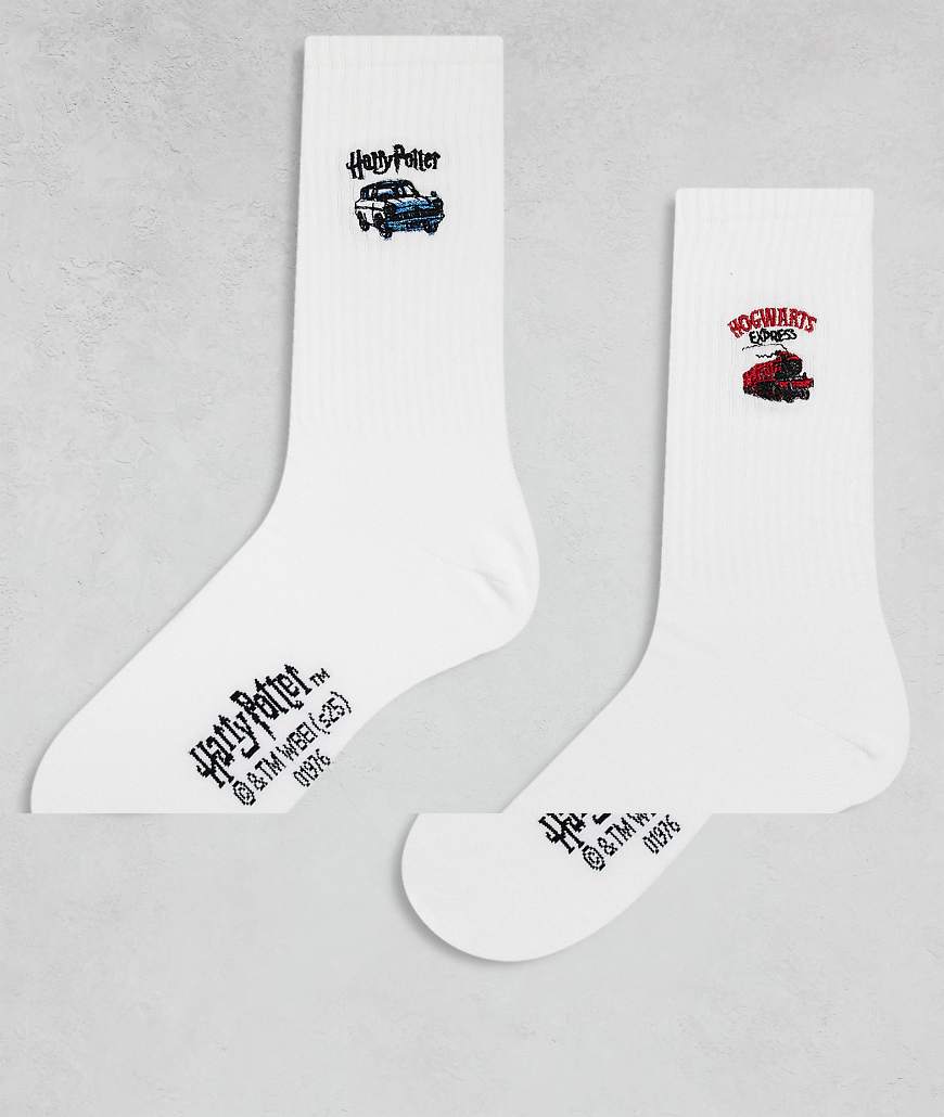 ASOS DESIGN - 2er-Pack Socken in Weiß mit „Harry Potter"-Motiven von ASOS DESIGN