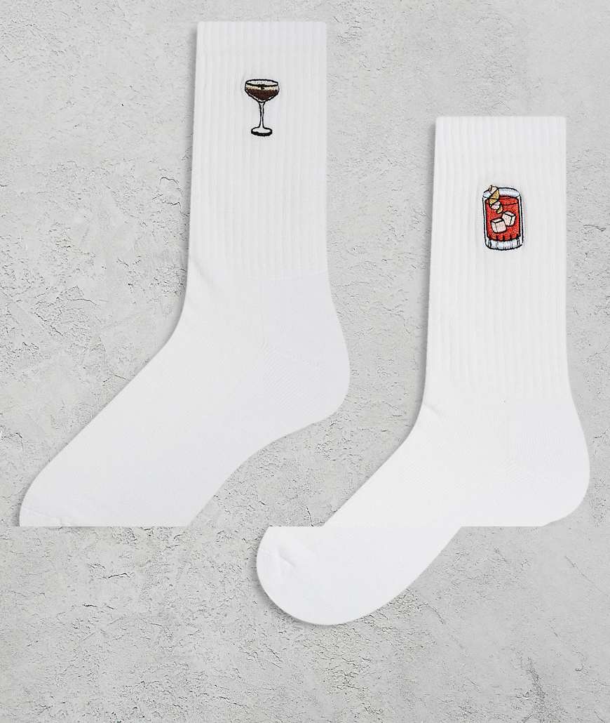 ASOS DESIGN - 2er-Pack Socken in Weiß mit Cocktail-Stickereien ASOS DESIGN - 2er-Pack Socken in Weiß mit Cocktail-Stickereien von ASOS DESIGN