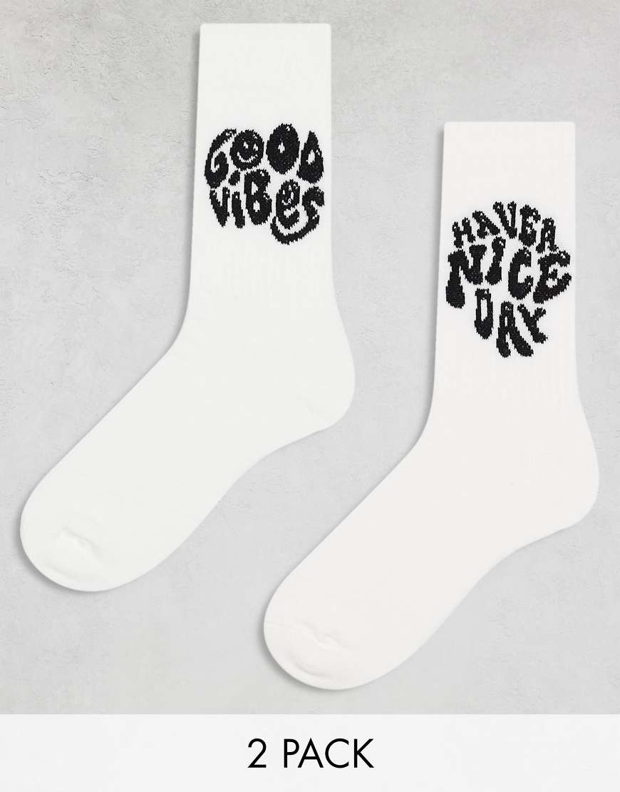 ASOS DESIGN - 2er-Pack Socken in Weiß mit positiven Slogans ASOS DESIGN - 2er-Pack Socken in Weiß mit positiven Slogans von ASOS DESIGN