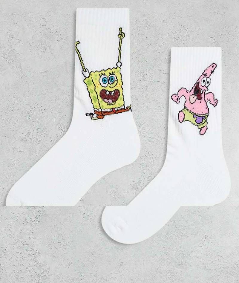 ASOS DESIGN - 2er-Pack Socken mit SpongeBob und Patrick Grafik in Weiß von ASOS DESIGN