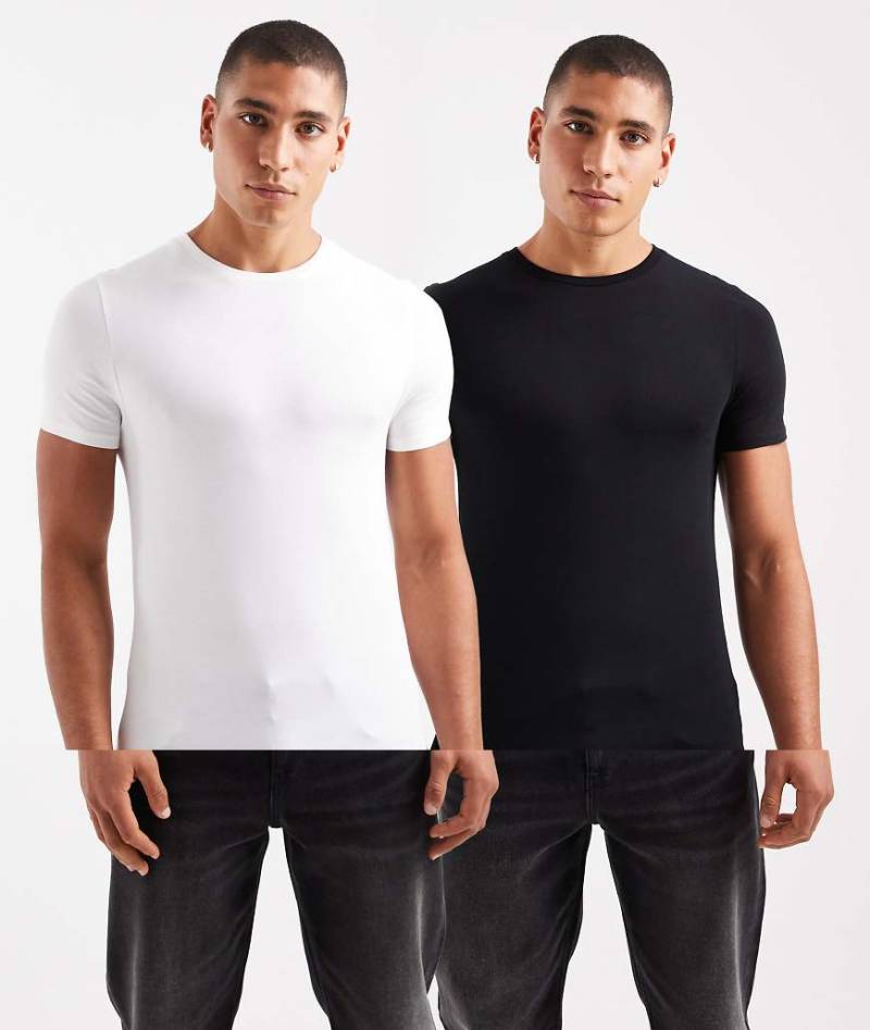 ASOS DESIGN - 2er-Pack körperbetonte Basic-T-Shirts in Schwarz und Weiß-Bunt ASOS DESIGN - 2er-Pack körperbetonte Basic-T-Shirts in Schwarz und Weiß-Bunt von ASOS DESIGN