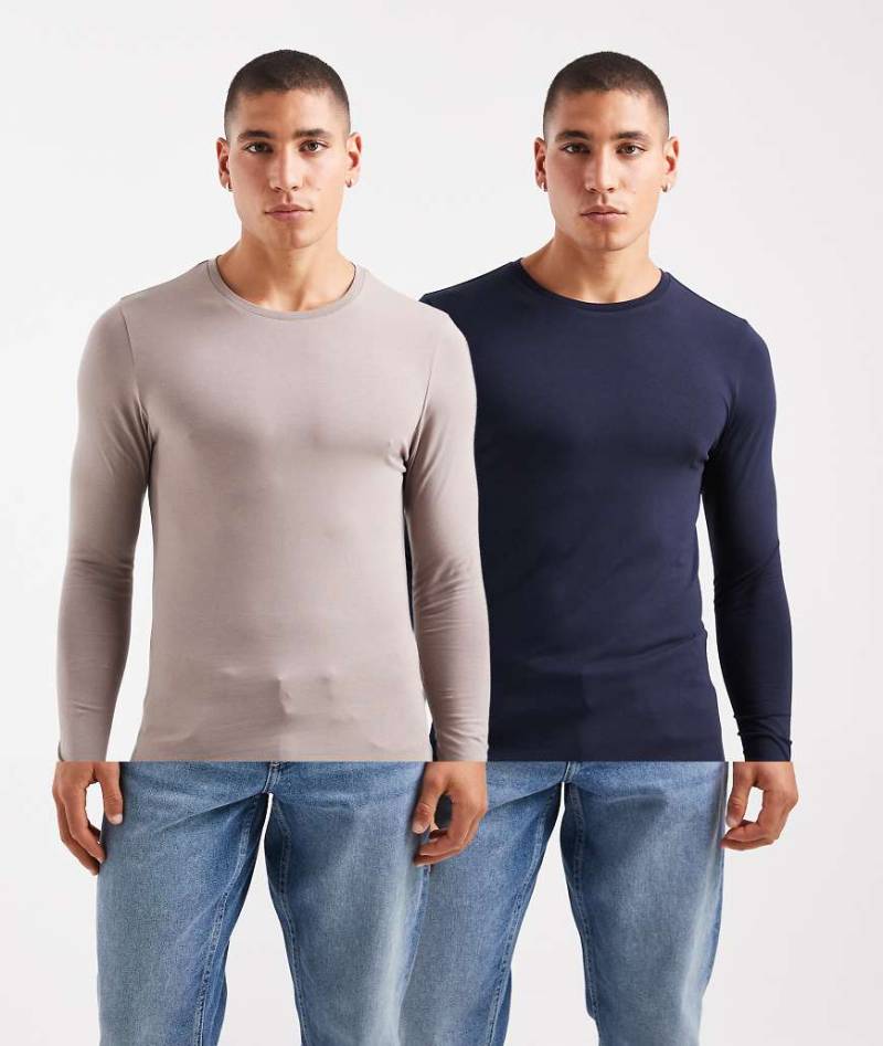 ASOS DESIGN - 2er-Pack langärmlige Basic-Muskelshirts in Steinbeige und Marineblau-Bunt von ASOS DESIGN
