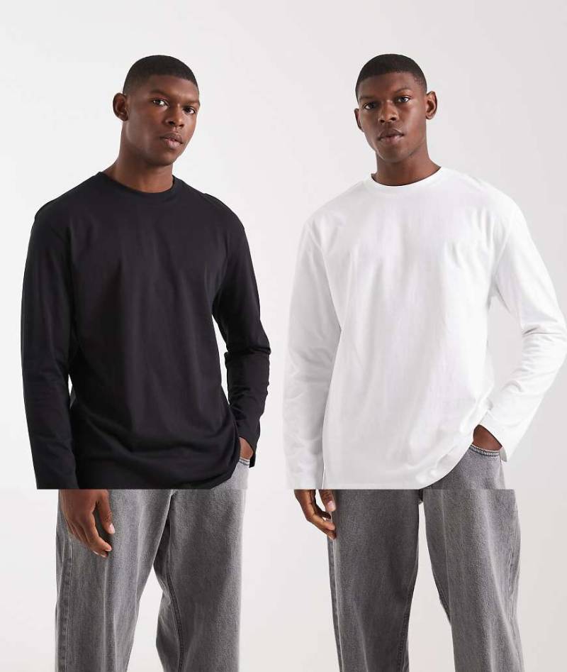 ASOS DESIGN - 2er-Pack locker geschnittene, langärmlige Basic-T-Shirts in Schwarz und Weiß-Bunt von ASOS DESIGN