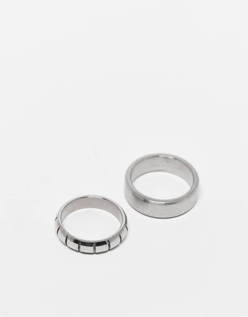 ASOS DESIGN - 2er-Pack silberfarbene Bandringe aus wasserfestem Edelstahl mit gemischter Struktur von ASOS DESIGN