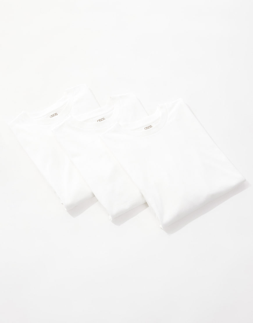 ASOS DESIGN - 3er-Pack Basic-T-Shirts in Weiß mit Oversize-Schnitt ASOS DESIGN - 3er-Pack Basic-T-Shirts in Weiß mit Oversize-Schnitt von ASOS DESIGN